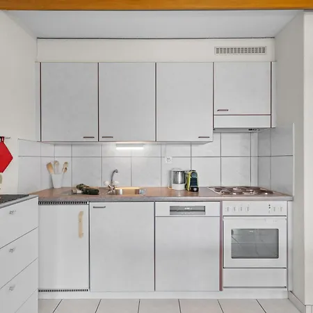 Nid Douillet Aux Bains De サイヨン