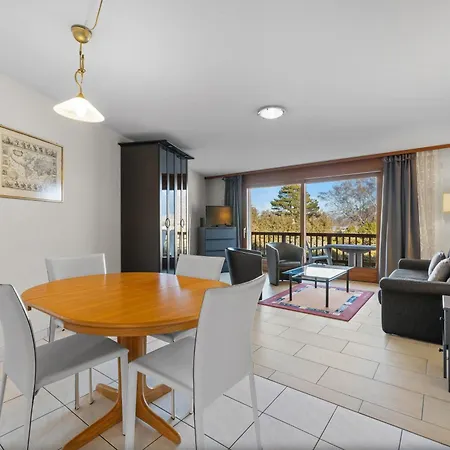 Nid Douillet Aux Bains De