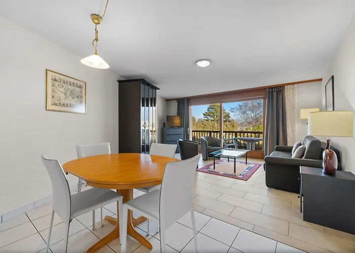 Nid Douillet Aux Bains De